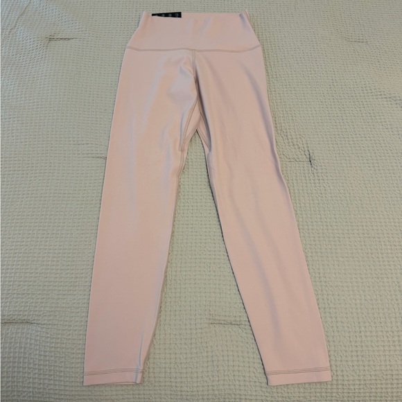 Aritzia BUTTER Cheeky Hi-Rise 26" Legging Dusty Pink NWT - Picture 2 of 4